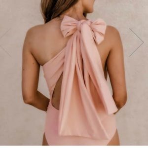 CAITLIN COVINGTON X PINK LILY The Capri One Shoulder Blush Open Back Swimsuit